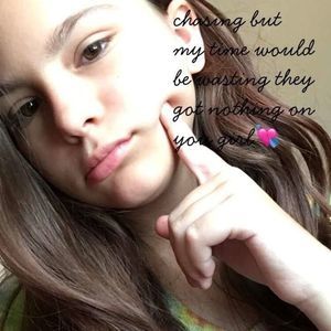 Meet your Posher, Nichole